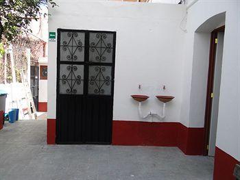 Casa Dos Lunas